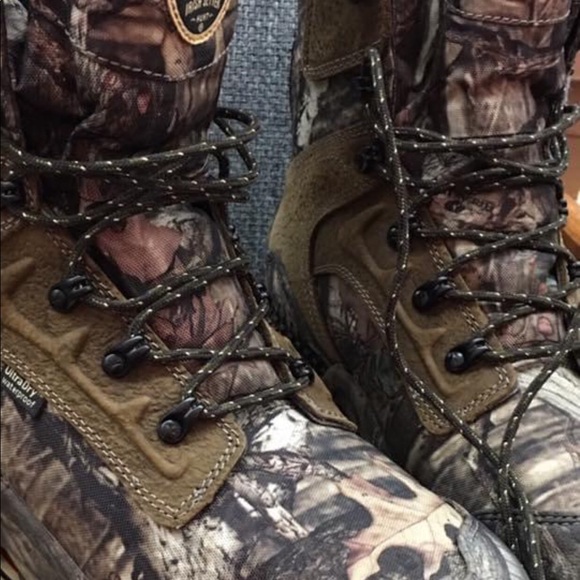 Clothes - Picture 11 of 16